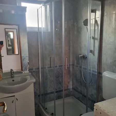 Apartments Lescanec Crikvenica Exterior foto