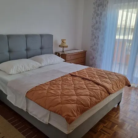Apartments Lescanec Crikvenica Exterior foto